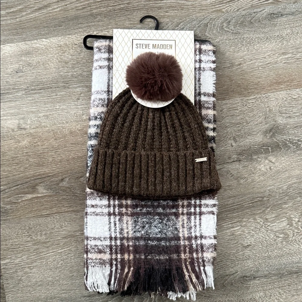 NWT Steve Madden Chocolate Knit Hat and Scarf Set. So cute!